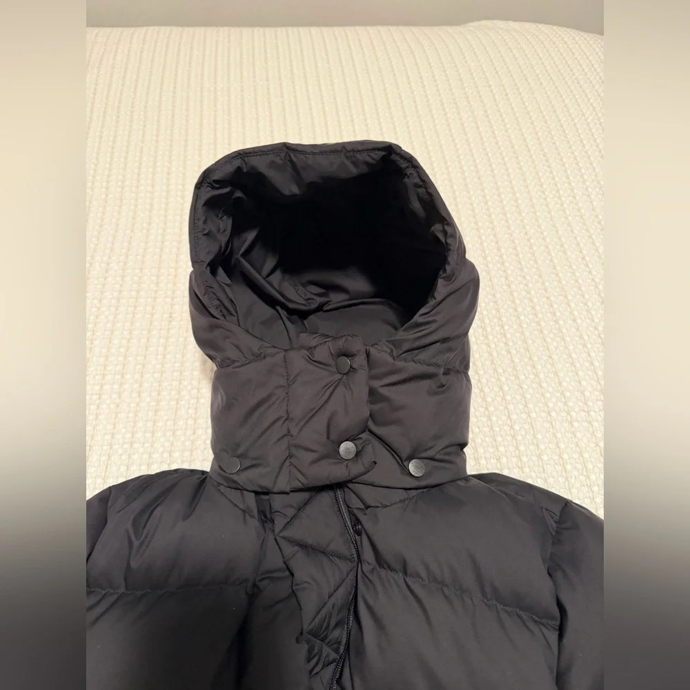 Women's lululemon Black Puffer Jacket - Picture 5 of 9